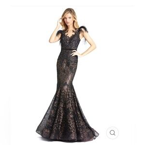 Mac Duggal Black EMBELLISHED FEATHER CAP SLEEVE ILLUSION NECK TRUMP size 12 $798